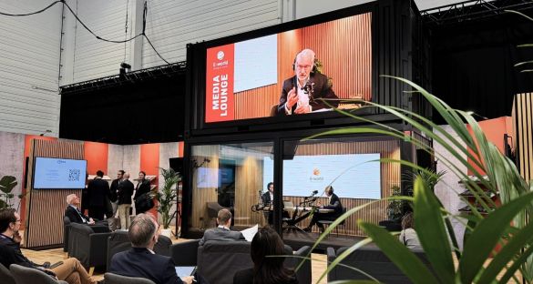 Messe-Podcast-Studio im Übersee-Container